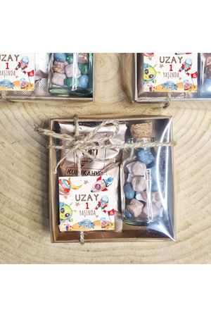 Türk Kahveli Çakıl Çikolatalı Hediyelik Uzay Temalı Doğum Günü