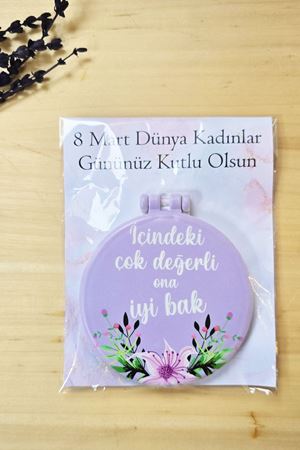 8 Mart Hediyesi Plastik Kapaklı Makyaj Aynası Kartlı Poşetli Cep Aynası 5 Adet